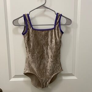 Yumiko velvet marieke leotard size M